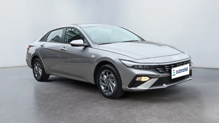 HYUNDAI Elantra Elantra 1.6 Modern CVT
