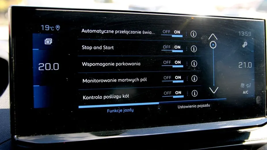 PEUGEOT 3008 3008 1.2 PureTech Allure S&S EAT8