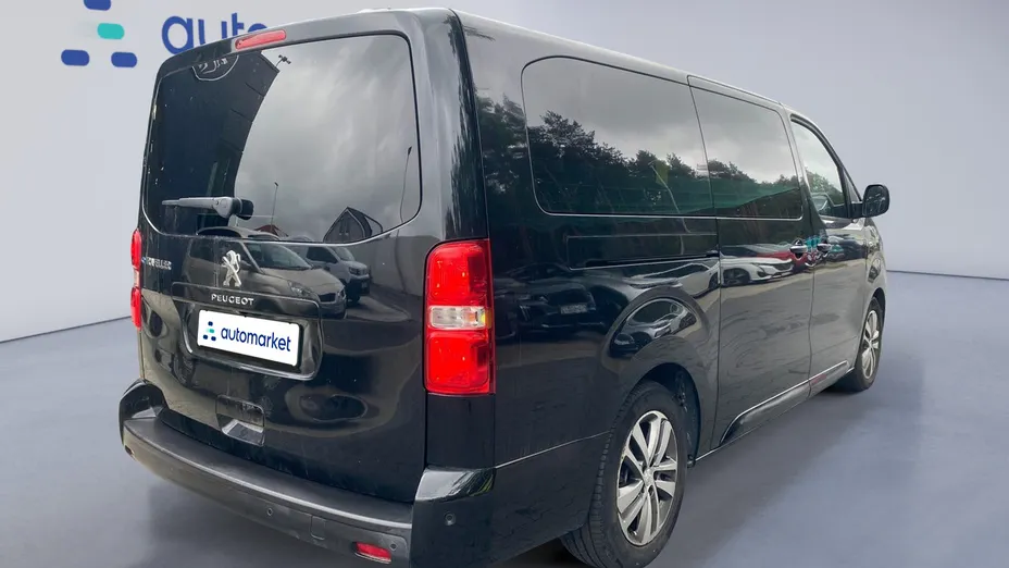 PEUGEOT Traveller e-Traveller Long Business Vip (75 kWh)