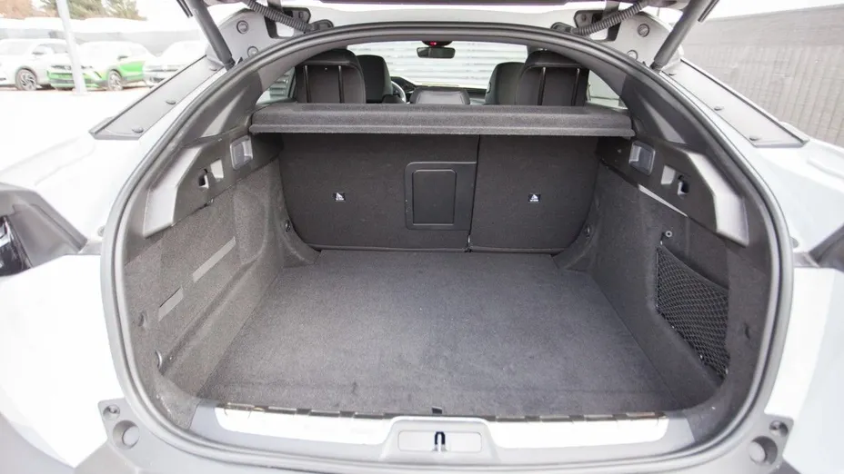 PEUGEOT 408 408 1.6 Plug-In Hybrid 225 Allure EAT8