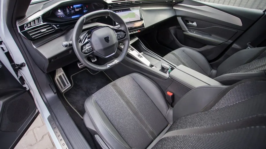 PEUGEOT 408 408 1.6 Plug-In Hybrid 225 Allure EAT8
