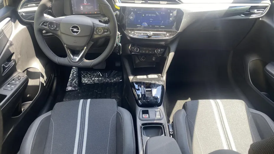 OPEL Corsa Corsa 1.2 T mHEV Yes eDCT Nowy