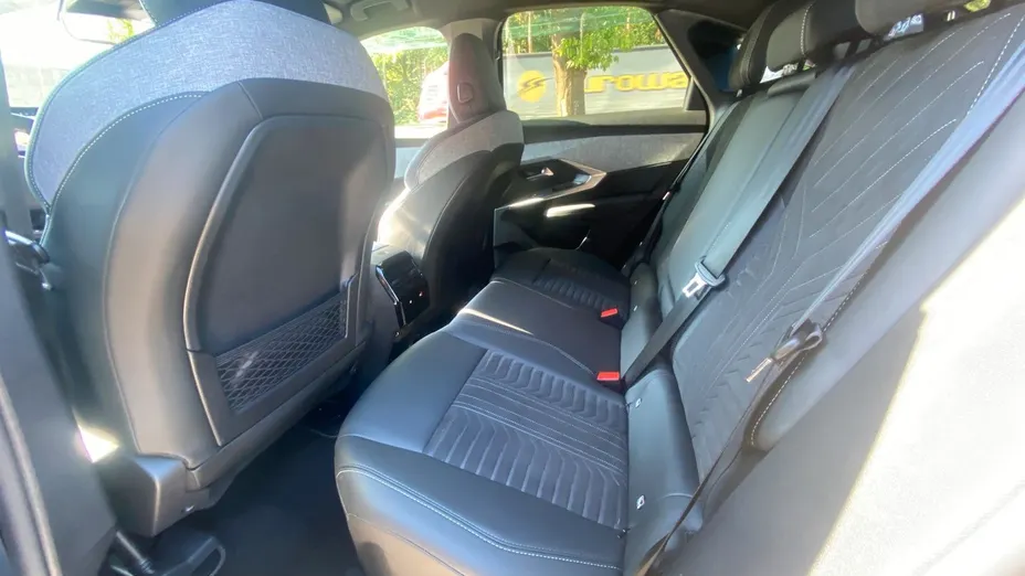 PEUGEOT 3008 3008 1.2 PureTech mHEV GT e-DCS6