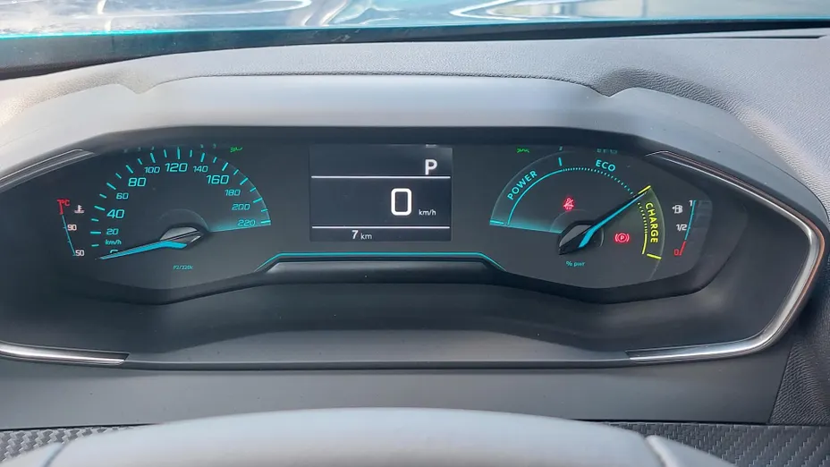 PEUGEOT 2008 2008 PureTech 100 Active S&S BVM6 Nowy
