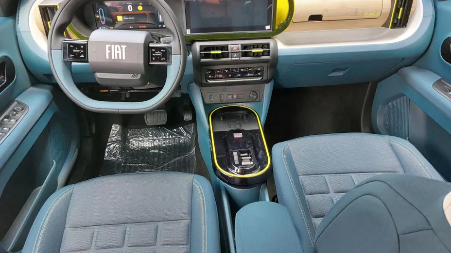 FIAT Grande Panda Grande Panda 1.2 mHEV La Prima eDCT Nowy