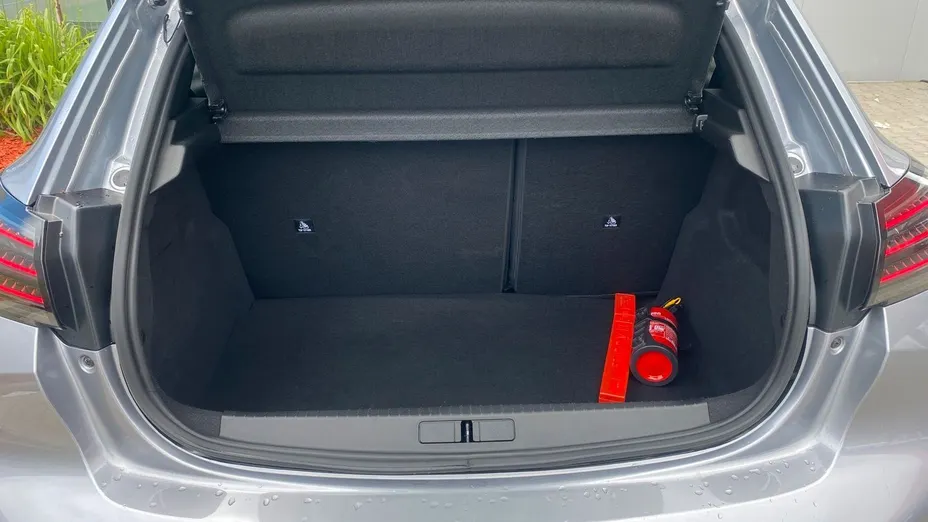PEUGEOT 208 208 1.2 mHEV GT