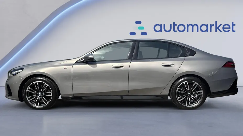 BMW Seria 5 520i mHEV M Sport aut