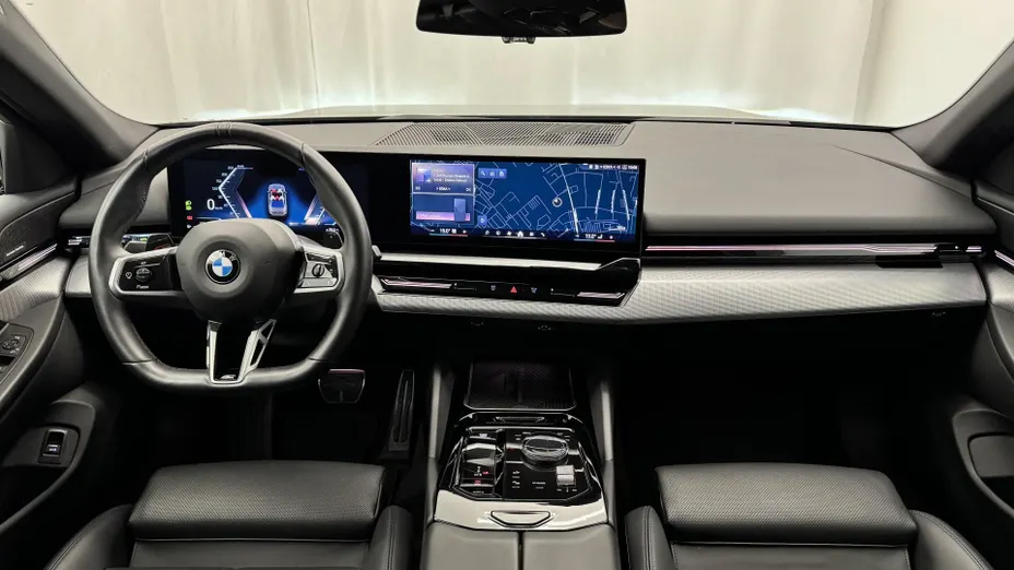 BMW Seria 5 520i mHEV M Sport aut
