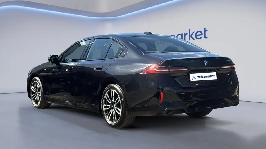 BMW Seria 5 520i mHEV M Sport aut