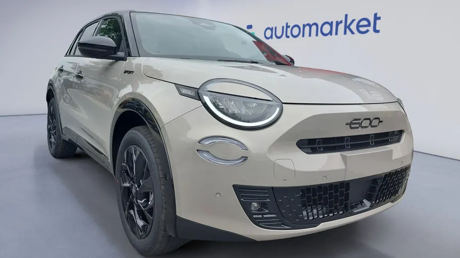 FIAT 600 600 1.2 Turbo Hybrid Sport eDCT Nowy