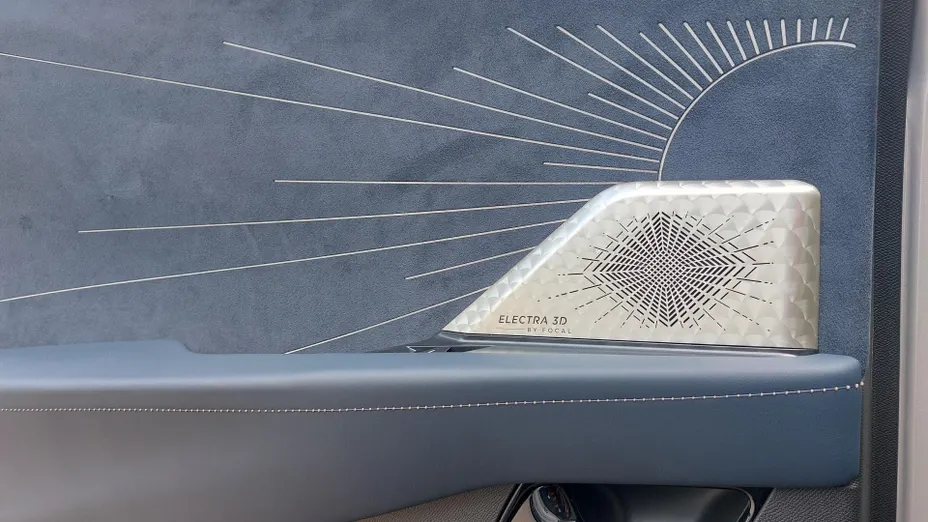 DS N°8 N°8 97.2kWh Long Range AWD Jules Verne