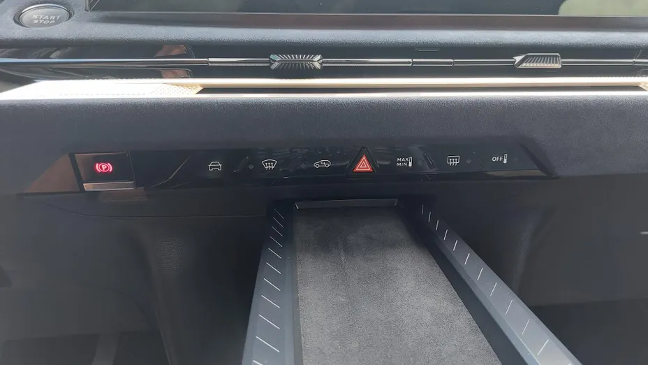 DS N°8 N°8 97.2kWh Long Range AWD Jules Verne