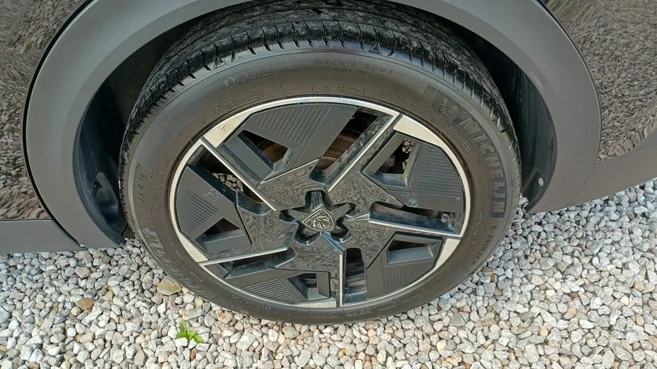 PEUGEOT 408 408 1.2 PureTech mHEV GT S&S e-DSC6