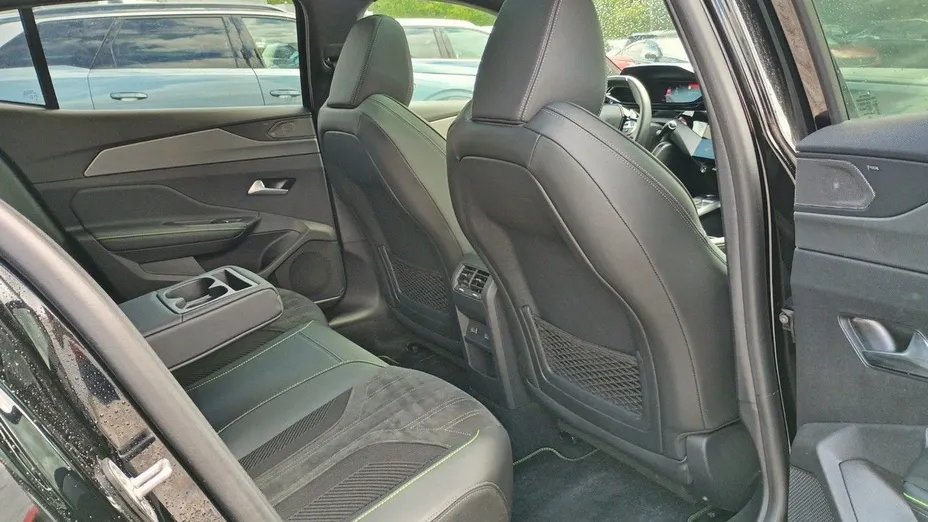 PEUGEOT 408 408 1.2 PureTech mHEV GT S&S e-DSC6