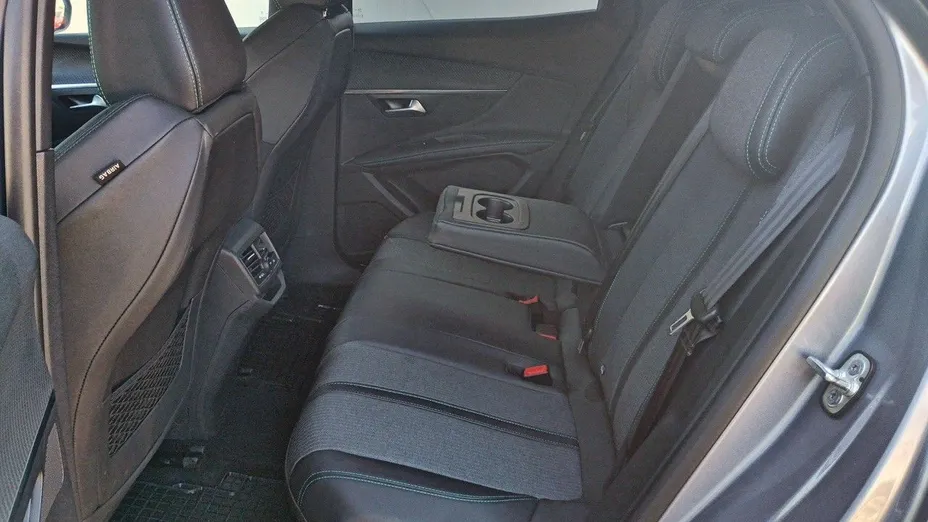 PEUGEOT 3008 3008 1.2 PureTech Allure Pack S&S EAT8