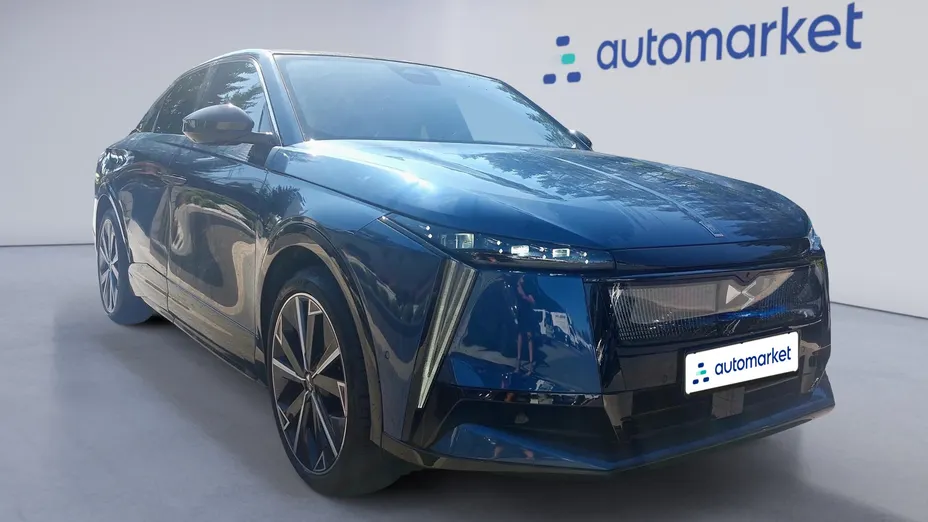 DS N°8 N°8 97.2kWh Long Range Étoile