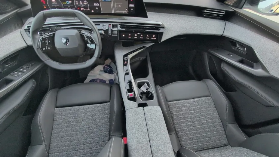 PEUGEOT 3008 3008 1.6 PHEV 195 Allure S&S e-DCS7