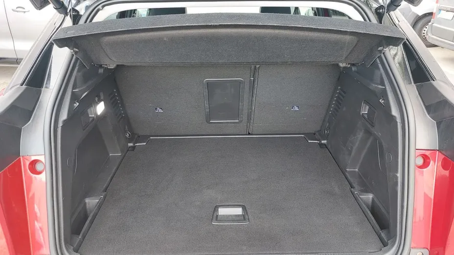 PEUGEOT 3008 3008 1.2 PureTech Allure Pack S&S EAT8