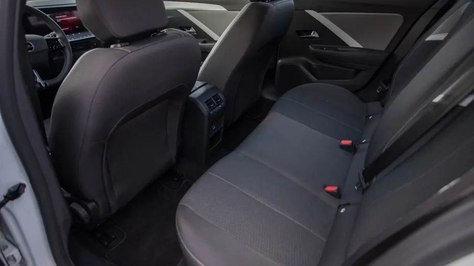 OPEL Astra Astra VI 1.6 T Plug-in Hybrid Edition