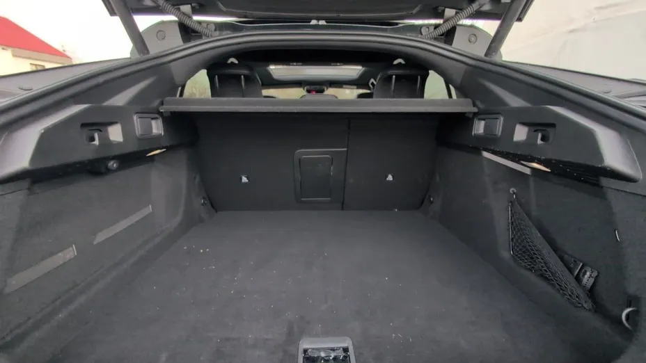 PEUGEOT 408 408 1.6 Plug-In Hybrid 225 GT EAT8