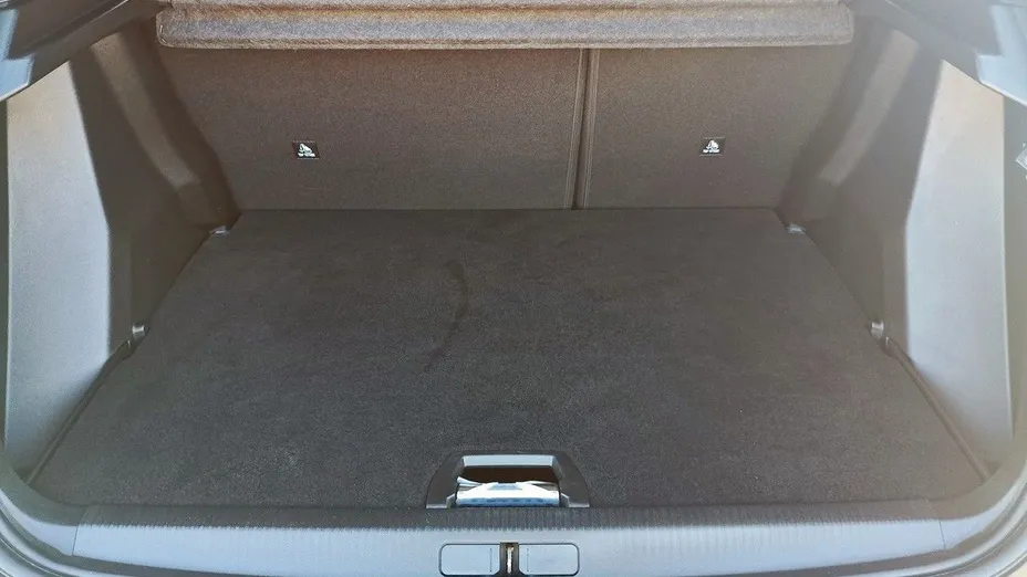 PEUGEOT 2008 e-2008 54kWh GT