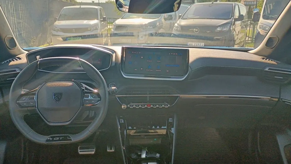 PEUGEOT 2008 e-2008 54kWh GT