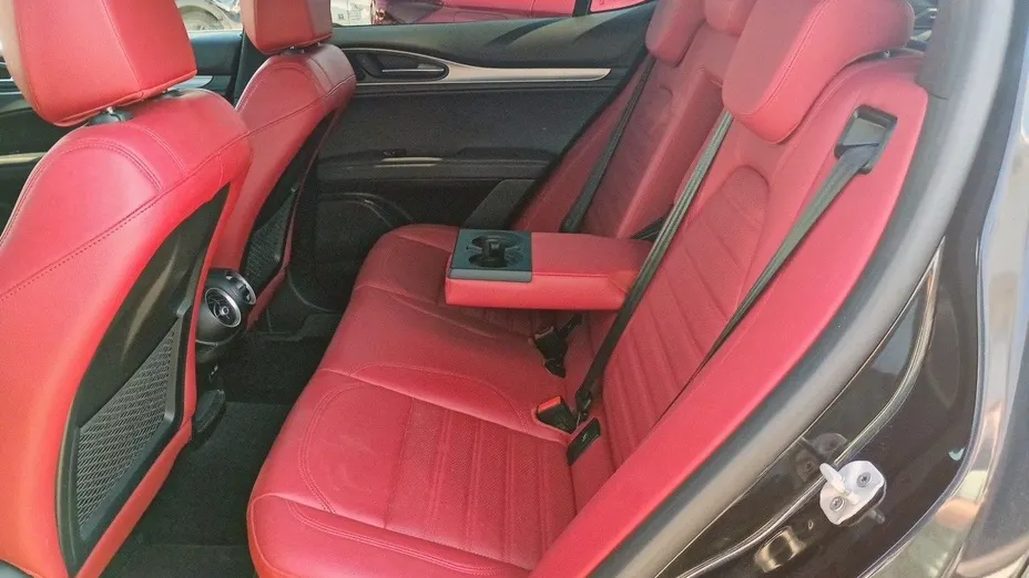 ALFA ROMEO Stelvio Stelvio 2.0 Turbo Veloce Q4 aut