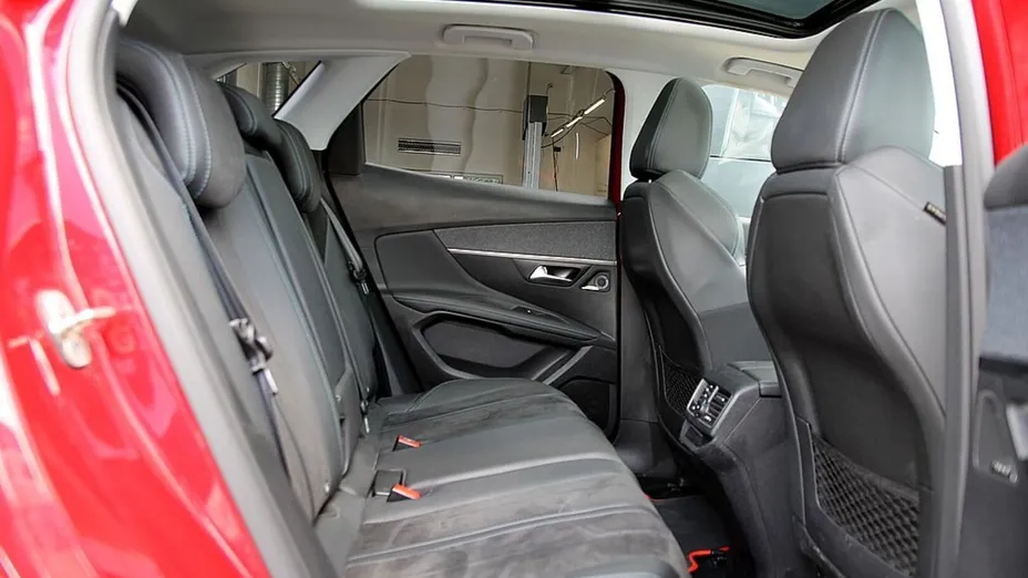 PEUGEOT 3008 3008 1.6 PureTech GPF Crossway S&S EAT8