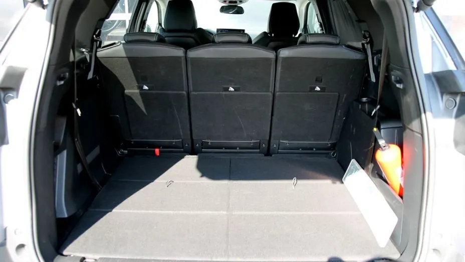 PEUGEOT 5008 5008 1.5 BlueHDi Allure Pack S&S EAT8
