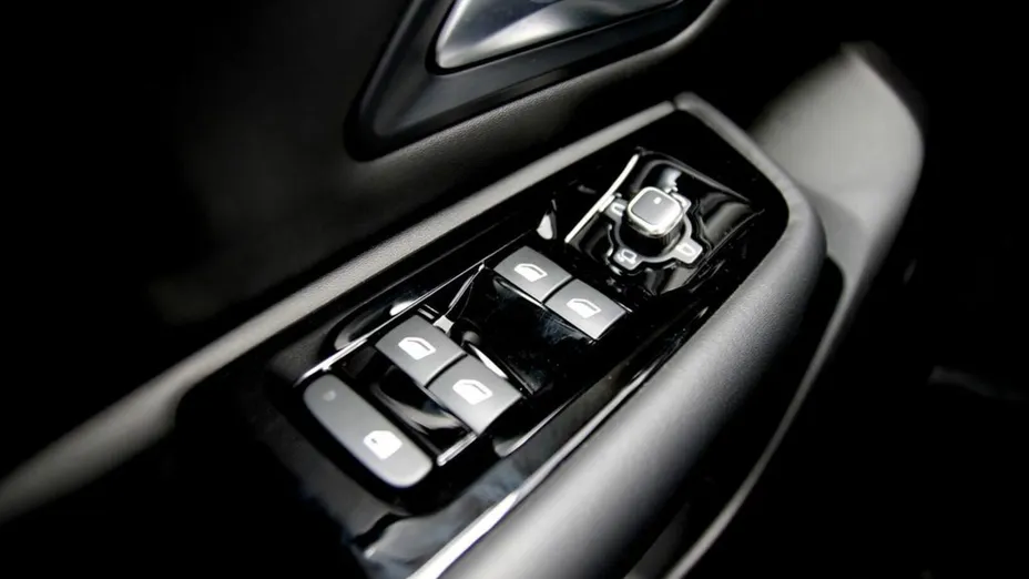 CITROEN C5 X C5 X 1.2 PureTech Plus EAT8