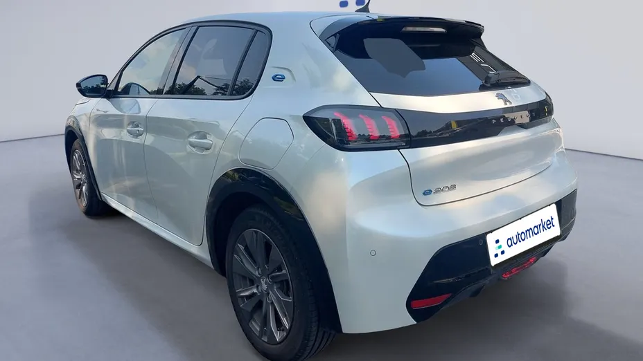 PEUGEOT 208 e-208 Allure