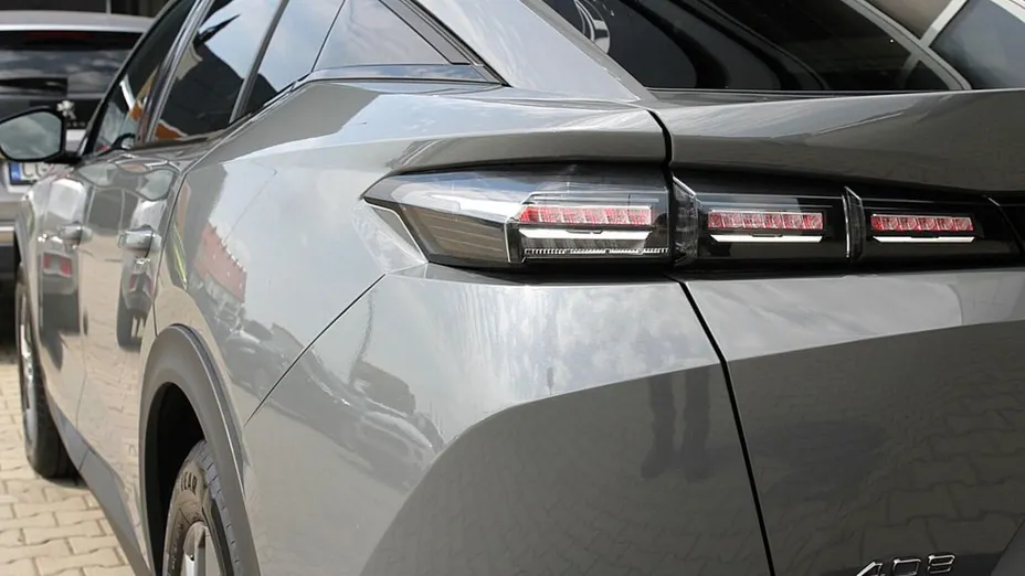 PEUGEOT 408 408 1.2 PureTech Allure S&S EAT8