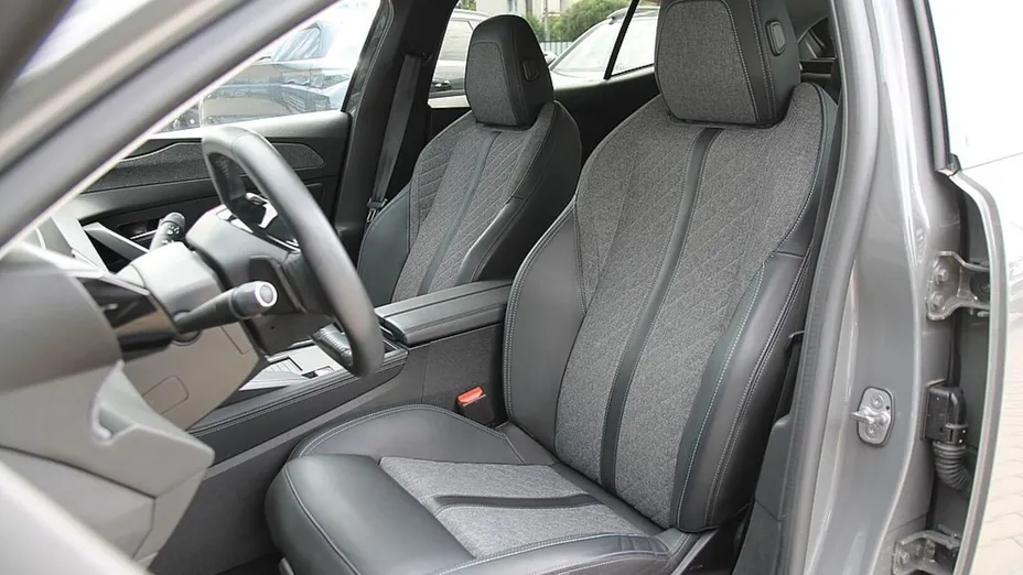 PEUGEOT 408 408 1.2 PureTech Allure S&S EAT8