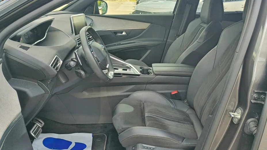 PEUGEOT 5008 5008 1.5 BlueHDi GT S&S EAT8