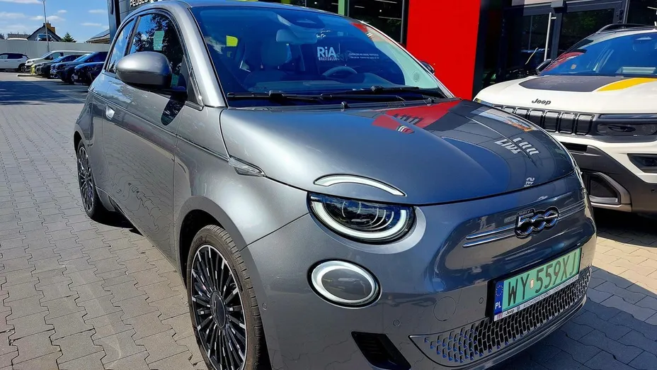 FIAT 500 500 3+1 42 kWh La Prima by Bocelli