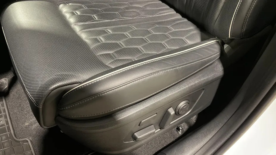 KIA Sorento Sorento 1.6 T-GDI PHEV Prestige Line 4WD aut 7os.