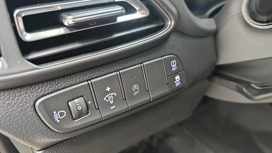 HYUNDAI i30 i30 1.0 T-GDI Smart