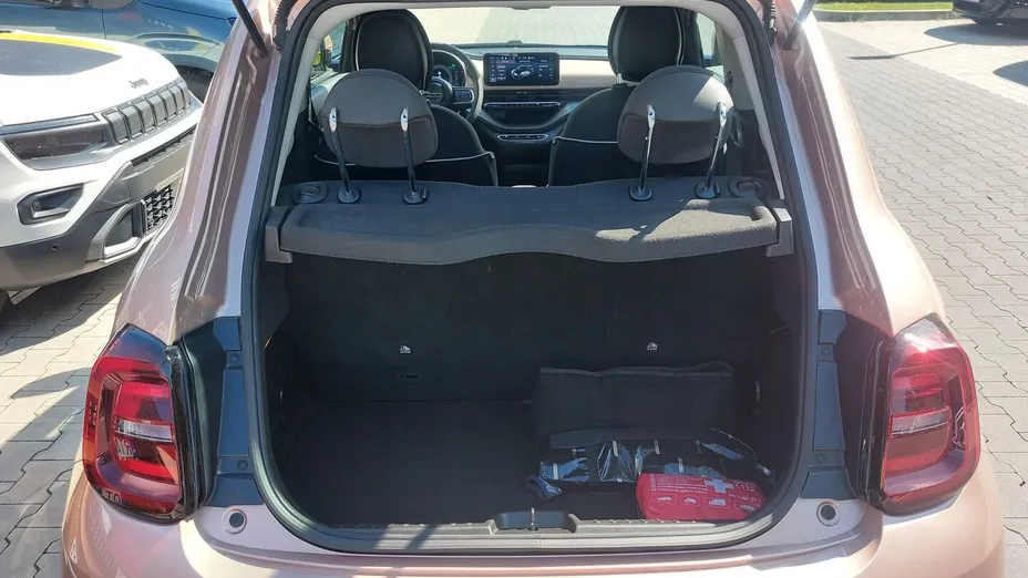 FIAT 500 500 3+1 42 kWh