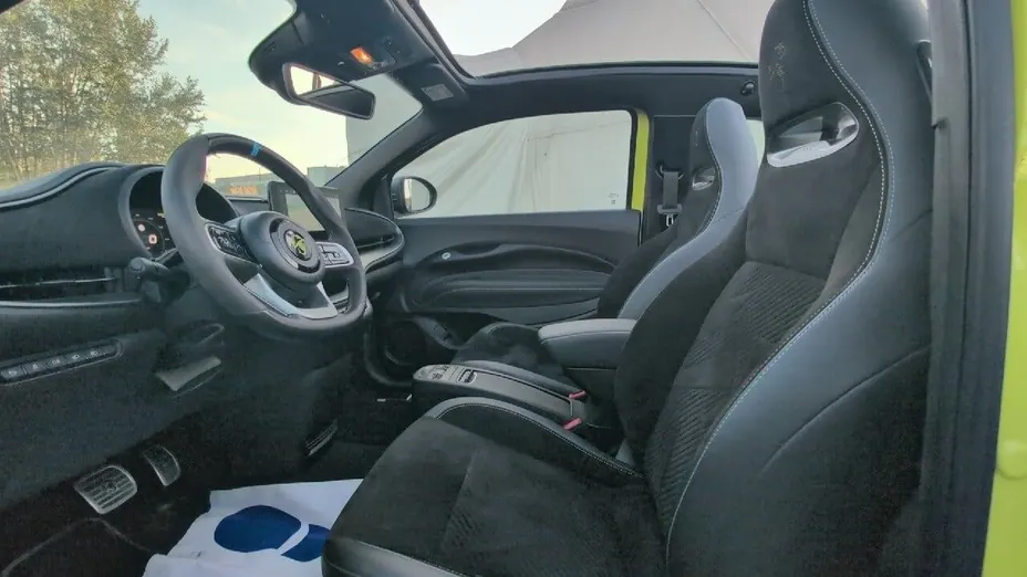 ABARTH 500 500Ce 37.8kWh Turismo