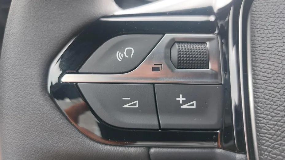 PEUGEOT 2008 2008 PureTech mHEV Style e-DCS6 Nowy