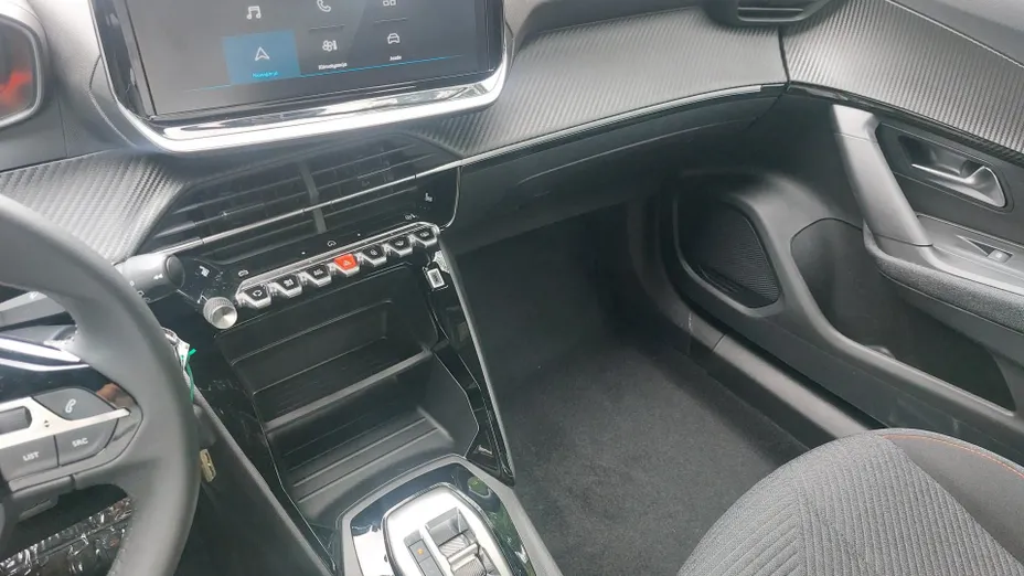 PEUGEOT 2008 2008 PureTech mHEV Style e-DCS6 Nowy