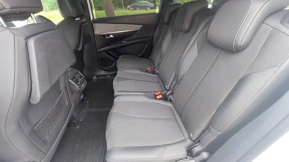 PEUGEOT 5008 5008 1.5 BlueHDi GT S&S EAT8