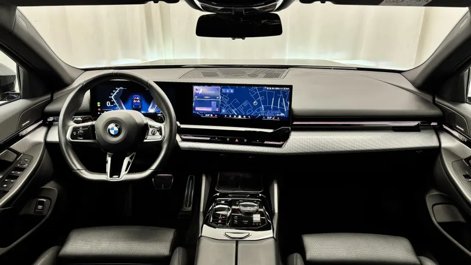 BMW Seria 5 520i mHEV M Sport aut