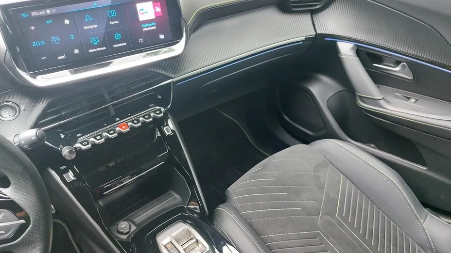 PEUGEOT 2008 2008 PureTech mHEV GT e-DCS6