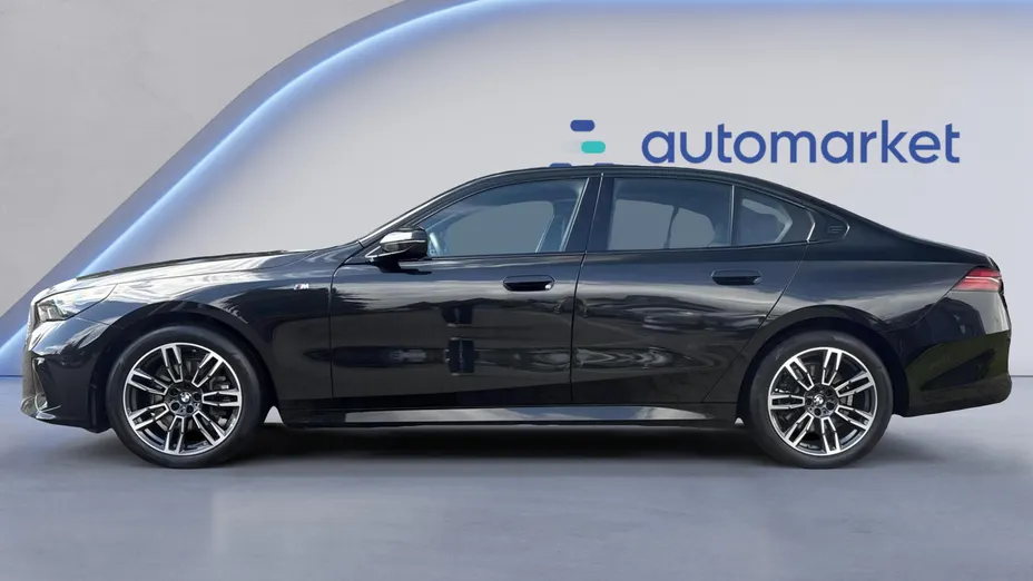 BMW Seria 5 520i mHEV M Sport aut