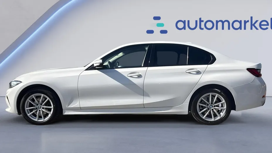 BMW Seria 3 318i sport-aut