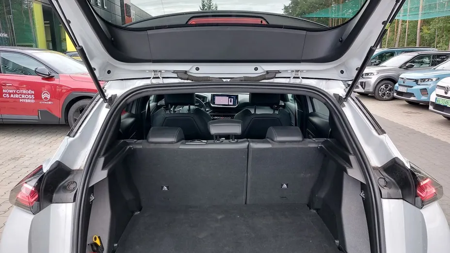 PEUGEOT 2008 e-2008 54kWh GT