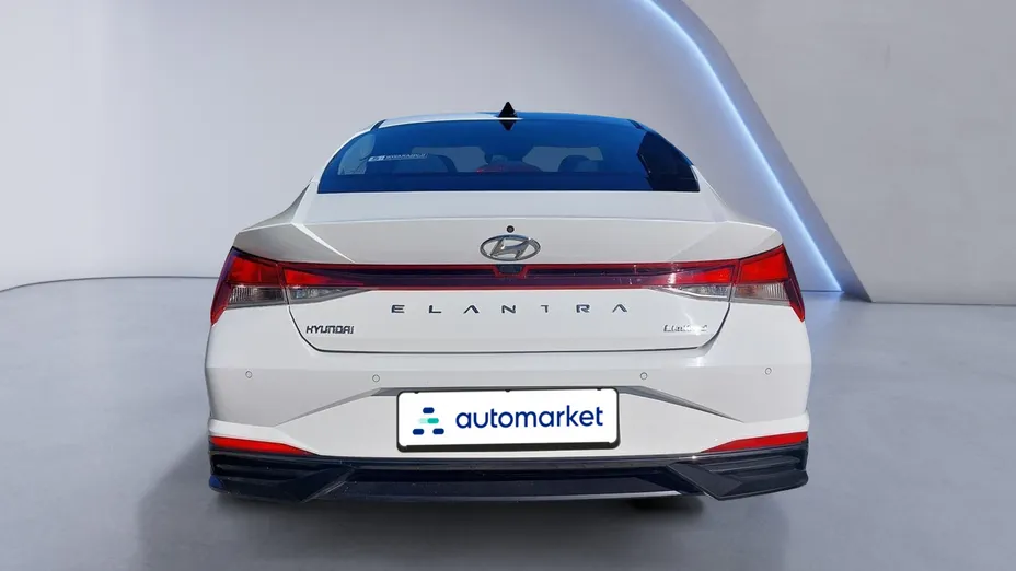 HYUNDAI Elantra Elantra 1.6 Smart