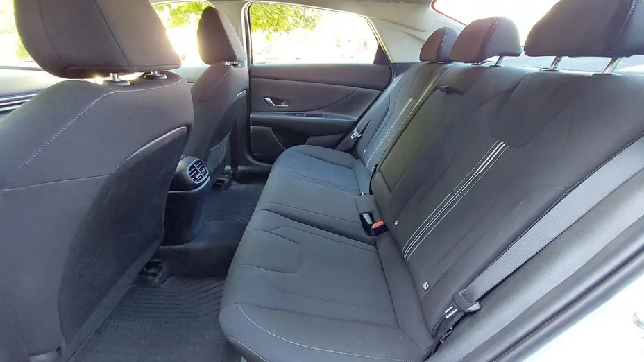 HYUNDAI Elantra Elantra 1.6 Smart