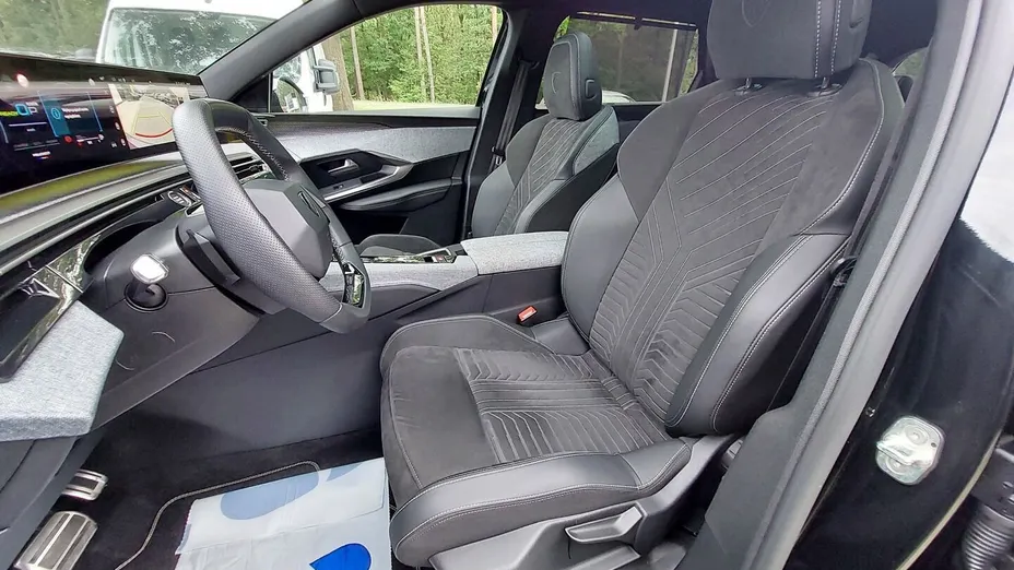 PEUGEOT 5008 5008 1.6 PHEV 195 GT S&S e-DCS7